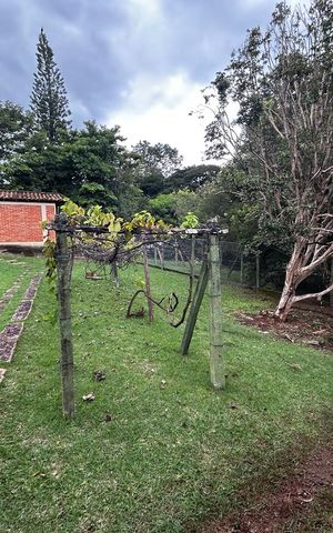 Casa de condomínio para alugar com 3000m², 6 quartos e 4 vagas Casa de condomínio para alugar com 3000m², 6 quartos e 4 vagasÁrea externa