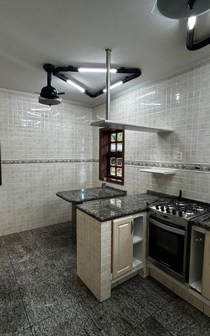 Casa de condomínio para alugar com 3000m², 6 quartos e 4 vagas Casa de condomínio para alugar com 3000m², 6 quartos e 4 vagasCozinha