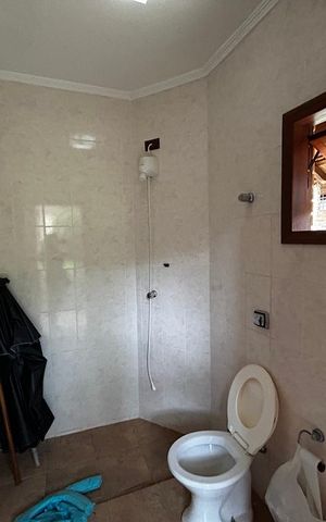 Casa de condomínio para alugar com 3000m², 6 quartos e 4 vagas Casa de condomínio para alugar com 3000m², 6 quartos e 4 vagasBanheiro