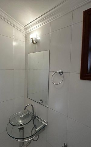 Casa de condomínio para alugar com 3000m², 6 quartos e 4 vagas Casa de condomínio para alugar com 3000m², 6 quartos e 4 vagasBanheiro