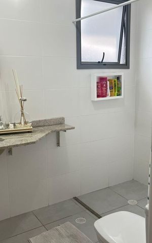 Apartamento à venda com 106m², 4 quartos e 2 vagas Apartamento à venda com 106m², 4 quartos e 2 vagasBanheiro