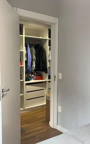 Apartamento à venda com 106m², 4 quartos e 2 vagas Apartamento à venda com 106m², 4 quartos e 2 vagasQuarto