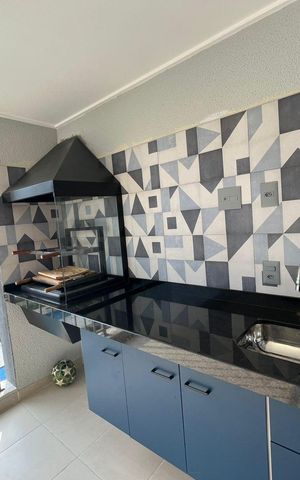 Apartamento à venda com 106m², 4 quartos e 2 vagas Apartamento à venda com 106m², 4 quartos e 2 vagasVaranda