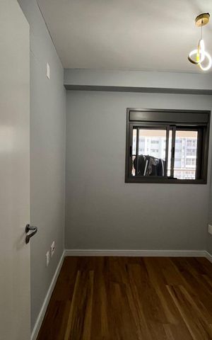 Apartamento à venda com 106m², 4 quartos e 2 vagas Apartamento à venda com 106m², 4 quartos e 2 vagasQuarto
