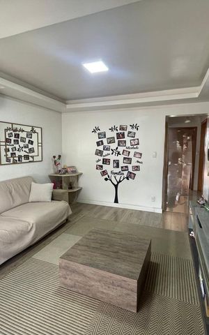 Casa à venda com 215m², 3 quartos e 2 vagas Casa à venda com 215m², 3 quartos e 2 vagasSala