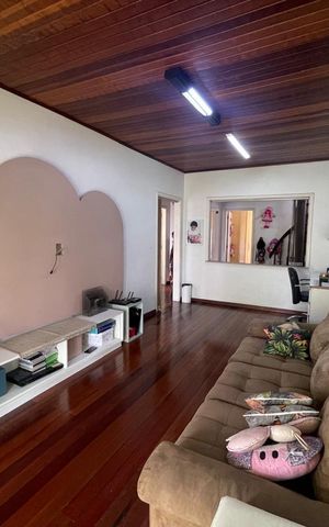 Casa à venda com 215m², 3 quartos e 2 vagas Casa à venda com 215m², 3 quartos e 2 vagasSala 2