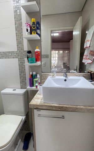 Casa à venda com 215m², 3 quartos e 2 vagas Casa à venda com 215m², 3 quartos e 2 vagasBanheiro da Suíte