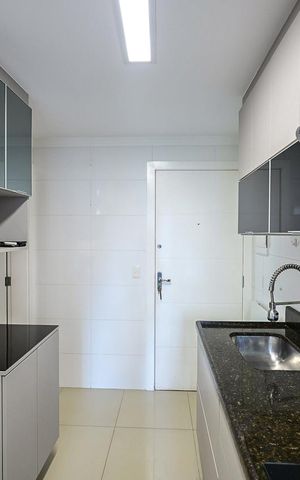 Apartamento à venda com 90m², 2 quartos e 2 vagasCozinha