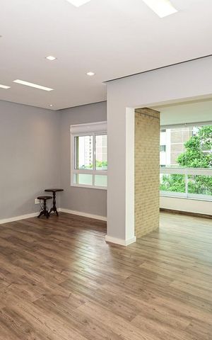 Apartamento à venda com 90m², 2 quartos e 2 vagasSala
