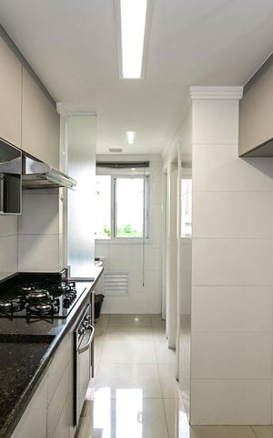 Apartamento à venda com 90m², 2 quartos e 2 vagasCozinha
