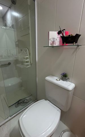 Apartamento à venda com 77m², 3 quartos e 2 vagas Apartamento à venda com 77m², 3 quartos e 2 vagasBanheiro