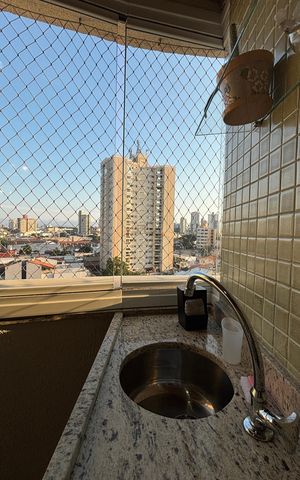 Apartamento à venda com 77m², 3 quartos e 2 vagas Apartamento à venda com 77m², 3 quartos e 2 vagasSala - Sala de Jantar Varanda