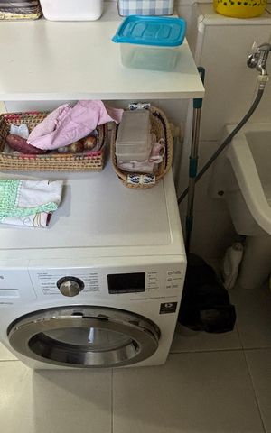 Apartamento à venda com 77m², 3 quartos e 2 vagas Apartamento à venda com 77m², 3 quartos e 2 vagasÁrea de Serviço