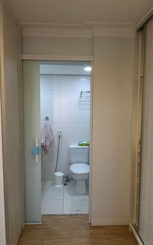 Apartamento à venda com 77m², 3 quartos e 2 vagas Apartamento à venda com 77m², 3 quartos e 2 vagasSuite Closet