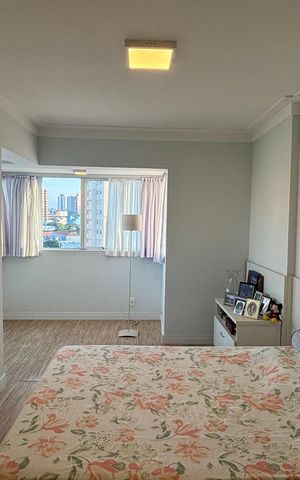 Apartamento à venda com 77m², 3 quartos e 2 vagas Apartamento à venda com 77m², 3 quartos e 2 vagasSuite