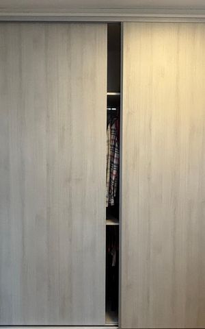 Apartamento à venda com 77m², 3 quartos e 2 vagas Apartamento à venda com 77m², 3 quartos e 2 vagasSuite Closet