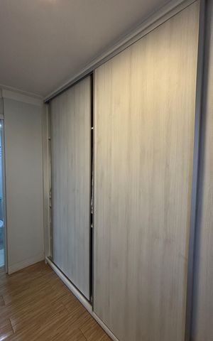 Apartamento à venda com 77m², 3 quartos e 2 vagas Apartamento à venda com 77m², 3 quartos e 2 vagasSuite Closet