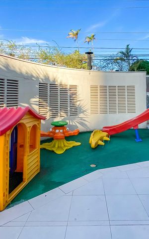 Apartamento à venda com 77m², 3 quartos e 2 vagas Apartamento à venda com 77m², 3 quartos e 2 vagasPlayground