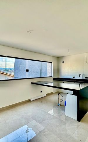 Casa à venda com 210m², 3 quartos e 4 vagas Casa à venda com 210m², 3 quartos e 4 vagasCozinha