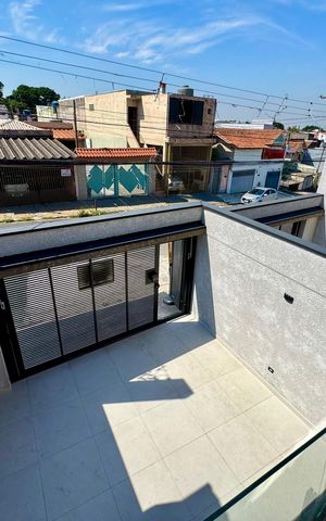 Casa à venda com 210m², 3 quartos e 4 vagas Casa à venda com 210m², 3 quartos e 4 vagasSacada da Suíte 1