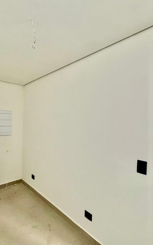 Casa à venda com 210m², 3 quartos e 4 vagas Casa à venda com 210m², 3 quartos e 4 vagasLavanderia