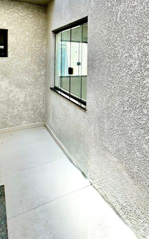 Casa à venda com 210m², 3 quartos e 4 vagas Casa à venda com 210m², 3 quartos e 4 vagasJardim de Inverno