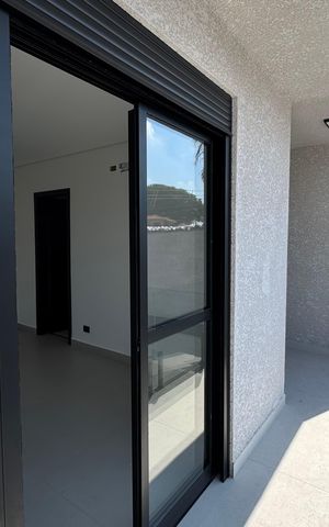 Casa à venda com 210m², 3 quartos e 4 vagas Casa à venda com 210m², 3 quartos e 4 vagasSacada da Suíte 1