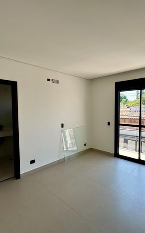 Casa à venda com 210m², 3 quartos e 4 vagas Casa à venda com 210m², 3 quartos e 4 vagasSuíte 1