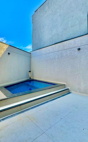 Casa à venda com 210m², 3 quartos e 4 vagas Casa à venda com 210m², 3 quartos e 4 vagasPiscina
