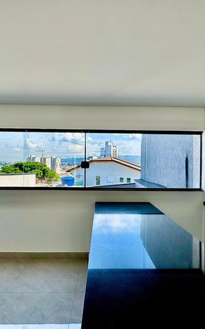 Casa à venda com 210m², 3 quartos e 4 vagas Casa à venda com 210m², 3 quartos e 4 vagasCozinha