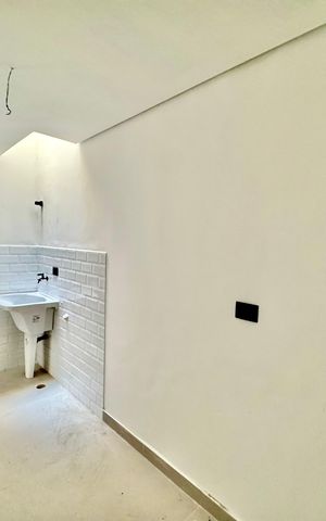 Casa à venda com 210m², 3 quartos e 4 vagas Casa à venda com 210m², 3 quartos e 4 vagasLavanderia