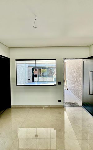 Casa à venda com 210m², 3 quartos e 4 vagas Casa à venda com 210m², 3 quartos e 4 vagasSala
