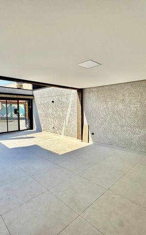 Casa à venda com 210m², 3 quartos e 4 vagas Casa à venda com 210m², 3 quartos e 4 vagasGaragem