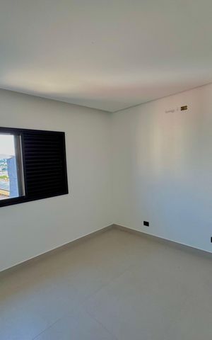 Casa à venda com 210m², 3 quartos e 4 vagas Casa à venda com 210m², 3 quartos e 4 vagasSuíte 2