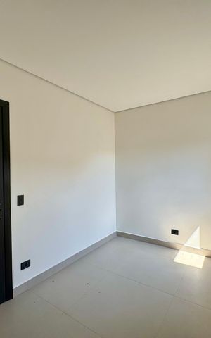 Casa à venda com 210m², 3 quartos e 4 vagas Casa à venda com 210m², 3 quartos e 4 vagasSuíte 3