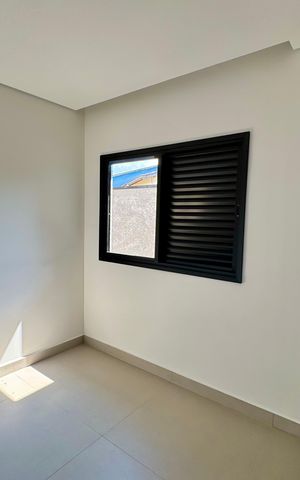 Casa à venda com 210m², 3 quartos e 4 vagas Casa à venda com 210m², 3 quartos e 4 vagasSuíte 3