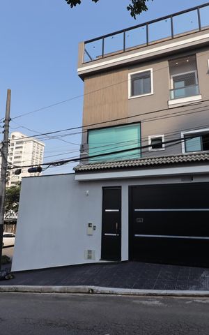 Casa à venda com 180m², 3 quartos e 3 vagasFachada