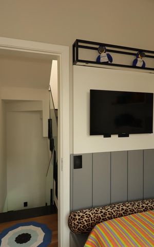 Casa à venda com 180m², 3 quartos e 3 vagasSuíte 2