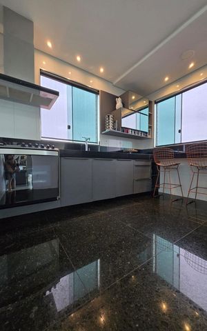 Apartamento à venda com 160m², 3 quartos e 2 vagas Apartamento à venda com 160m², 3 quartos e 2 vagasCozinha