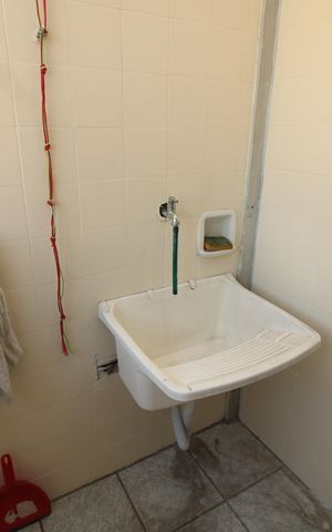 Apartamento à venda com 105m², 3 quartos e 1 vagaÁrea de Serviço