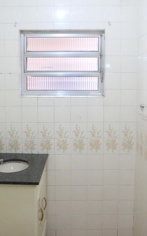 Casa à venda com 210m², 2 quartos e 3 vagasBanheiro 1