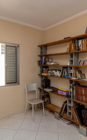 Casa à venda com 140m², 4 quartos e 2 vagasQuarto 1