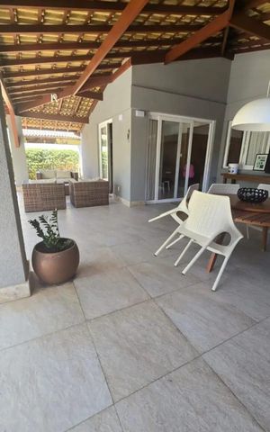 Casa para alugar com 419m², 4 quartos e 4 vagasÁrea externa