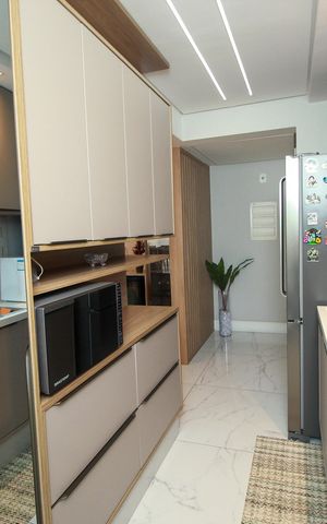 Apartamento à venda com 113m², 3 quartos e 2 vagas Apartamento à venda com 113m², 3 quartos e 2 vagasCozinha