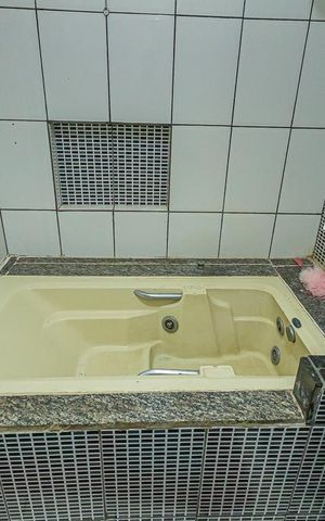 Casa à venda com 470m², 5 quartos e 2 vagassuite