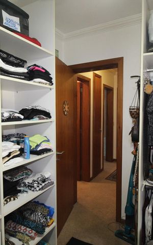 Apartamento à venda com 90m², 3 quartos e 1 vagaCloset