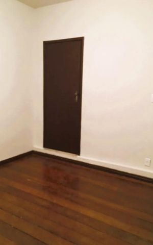 Casa para alugar com 360m², 4 quartos e 3 vagas Casa para alugar com 360m², 4 quartos e 3 vagasSala