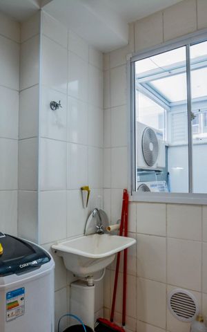Apartamento à venda com 50m², 1 quarto e 1 vaga Apartamento à venda com 50m², 1 quarto e 1 vagaCozinha e Área de Serviço