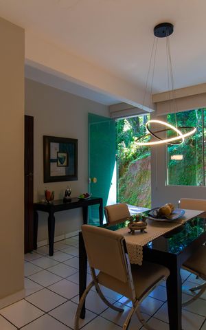 Casa à venda com 750m², 2 quartos e 2 vagas