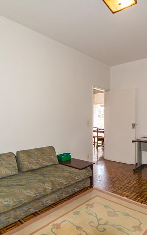 Casa à venda com 194m², 3 quartos e 3 vagas Casa à venda com 194m², 3 quartos e 3 vagasQuarto 1